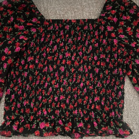 Art Class Black Red Floral Print Smocked Sheer Long Sleeve Top Size Large 10-12 - Picture 6 of 8